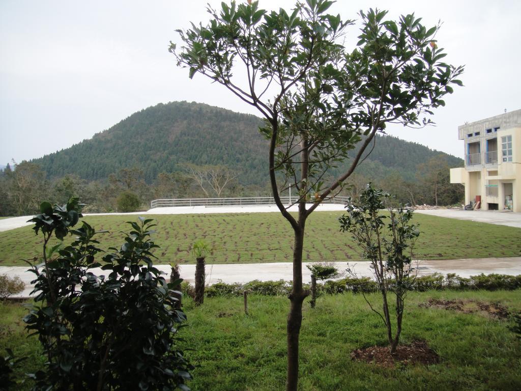 Geomunoreum Hostel Jeju Exteriör bild