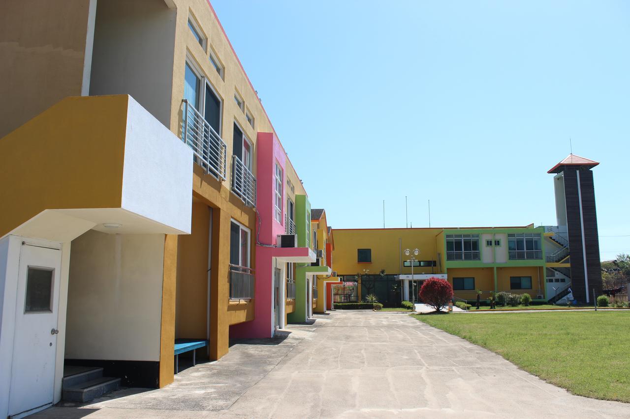 Geomunoreum Hostel Jeju Exteriör bild